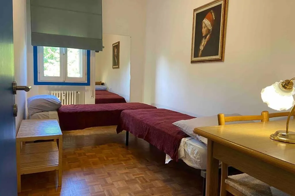 Tiramisu, A Cozy 2-Bdrm Apt Apartment Treviso 0*,  Italy